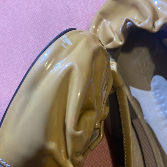 Burberry Plaid Print Ballet Flats run small size like 6 o 6.5 - Picture 6 of 11